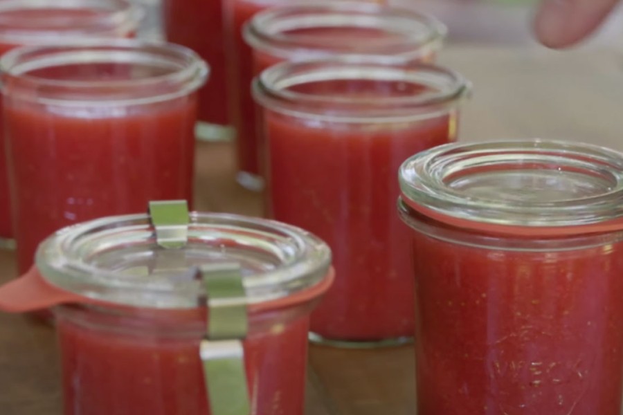 Erdbeermarmelade mit Zauberblütenessenzia