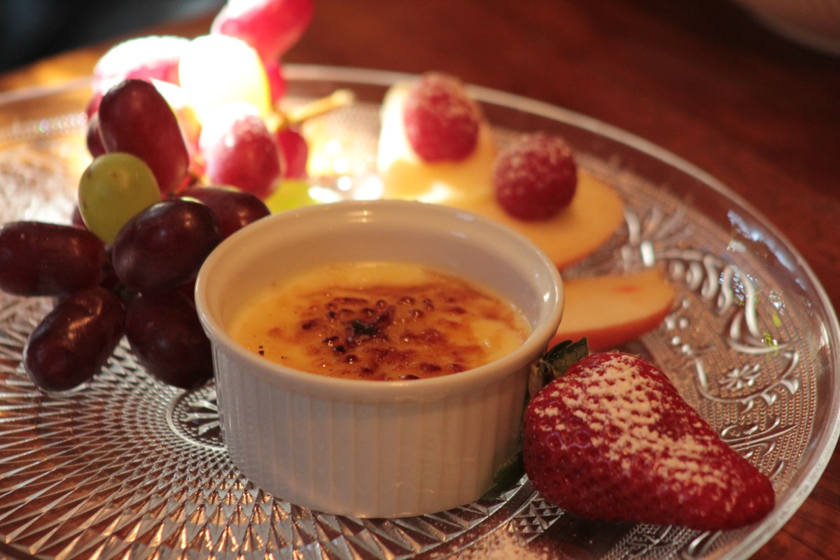 Rezept Creme Brulée  mit Dein ist mein ganzes Herz - Essig und frischen Erdbeeren