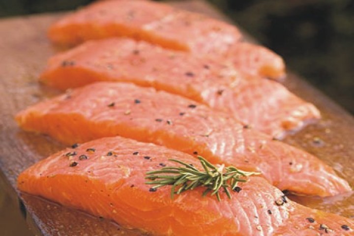 Rezept Salmon carpaccio on maritimus vinegar with maritimus chutney